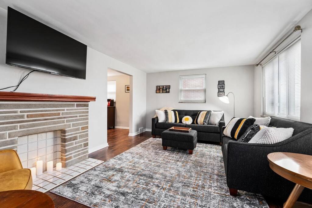 Open Floor Spacious Home, 15Min From Downtown, Private Garage, Kids Friendly Pittsburgh Dış mekan fotoğraf