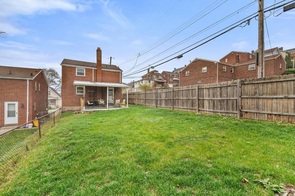 Open Floor Spacious Home, 15Min From Downtown, Private Garage, Kids Friendly Pittsburgh Dış mekan fotoğraf